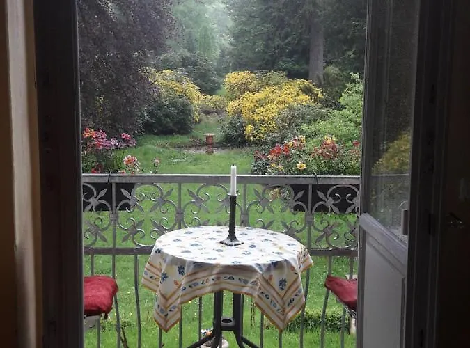 Apartment Parkresidenz Flora Rosenthal-Bielatal